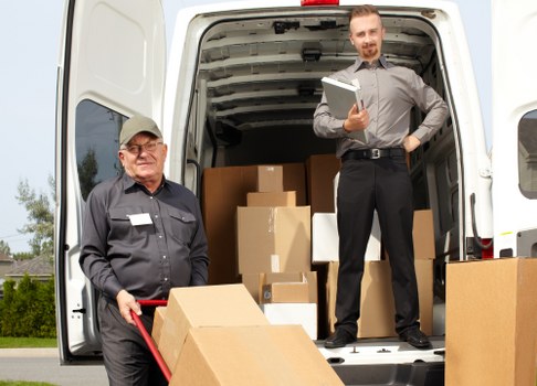 Removal truck hire service for homes in Golders Green