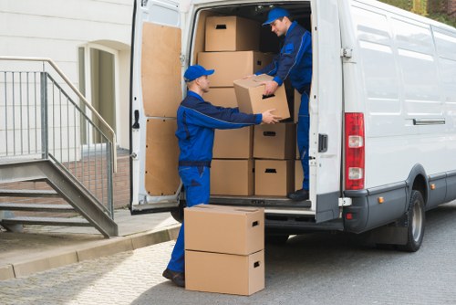 Man and van vehicle for local moves in Golders Green