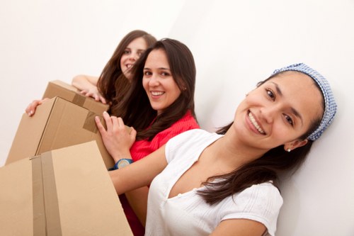 Residential removals van service for flats and houses in Golders Green