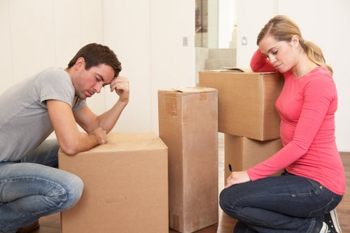 Golders Green local moving van service for flats and offices