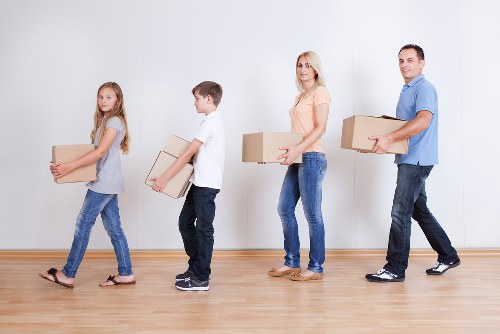Moving team handling items for a local Golders Green relocation